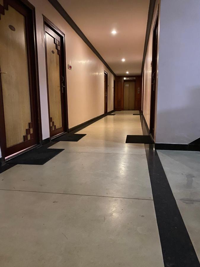 Hotel Venus Ооти Екстериор снимка